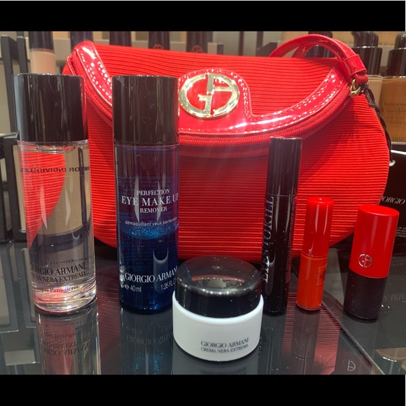 Luxury products makeup 5 items total. Get lucky 🍀 - Picture 2 of 6